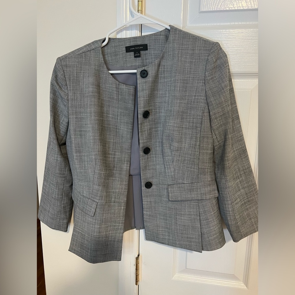 Ann Taylor Grey Blazer, Size 0
